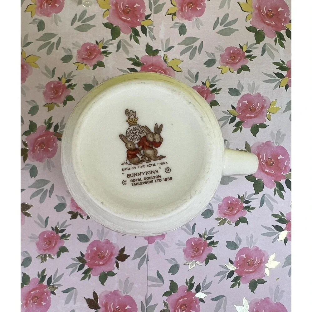 Royal Doulton Bunnykins Fine‎ Bone China Bowl & Mug Set ,1936 Garden Piano Scene